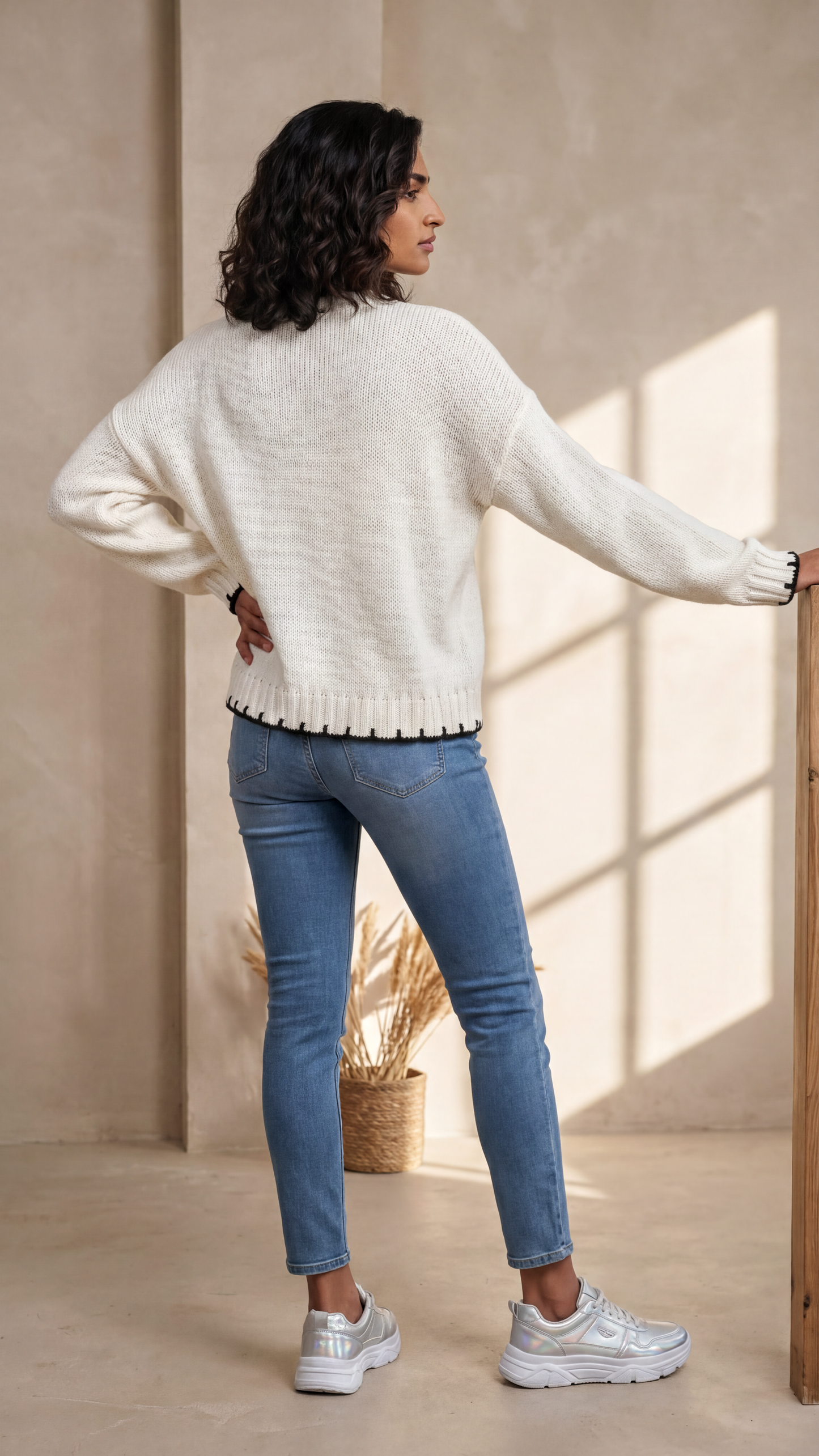 Cable Knit Round Neck Sweater